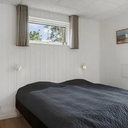 度假居 233-harboore-vejlby-klit-6-a 哈博尔